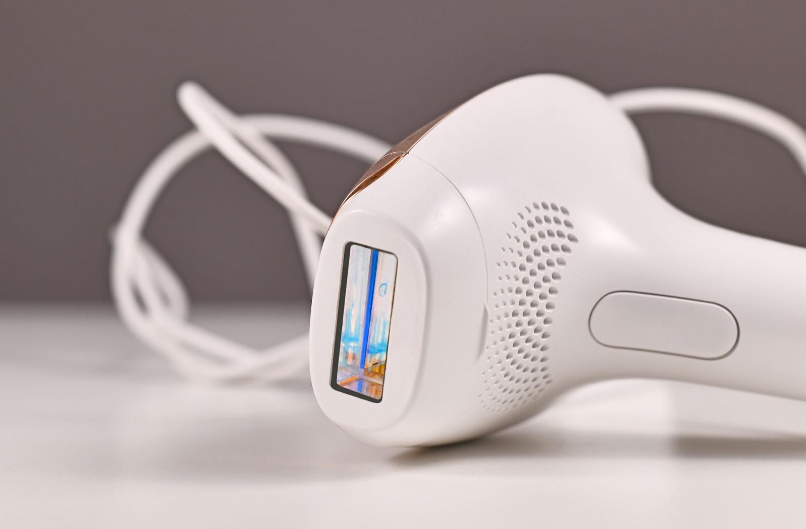 A close up of an IPL device.